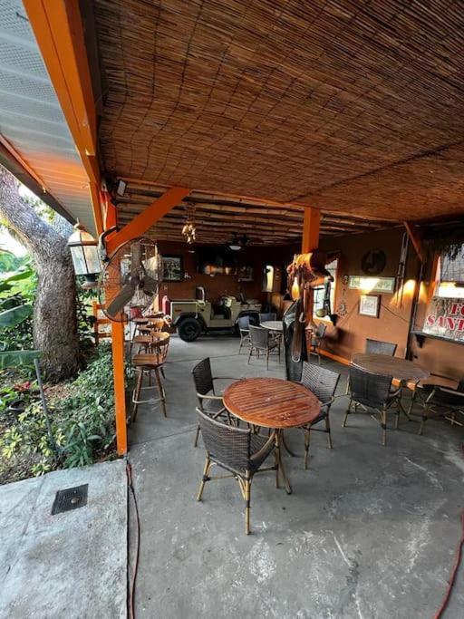Tampa Bay Oasis Apartment ทาร์พอนสปริงส์ ภายนอก รูปภาพ